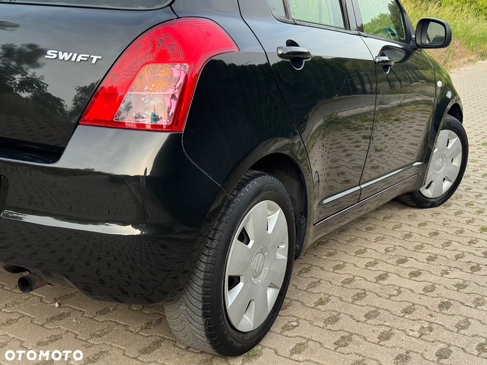Suzuki Swift 1.3 Comfort - 25