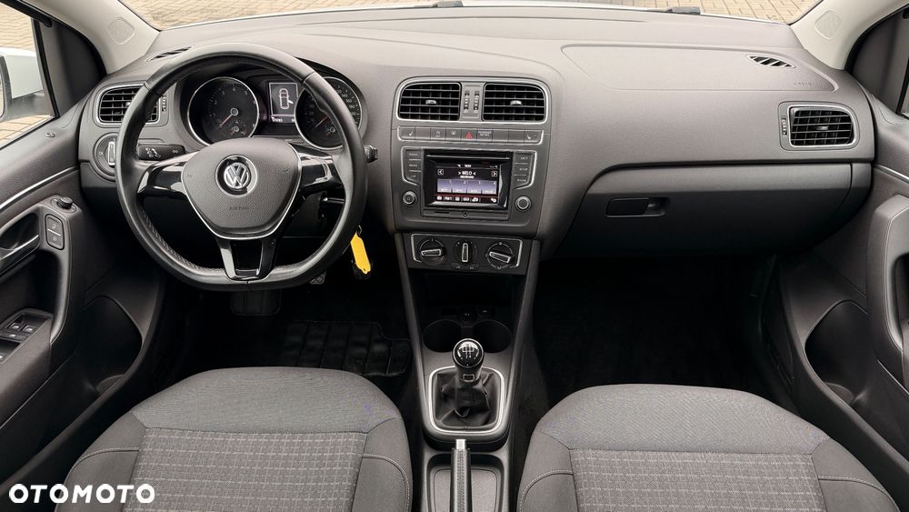 Volkswagen Polo - 14