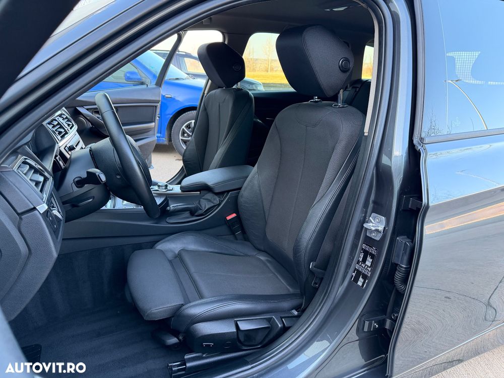 BMW Seria 3 320d Sport-Aut. Blue Performance Luxury Line - 24