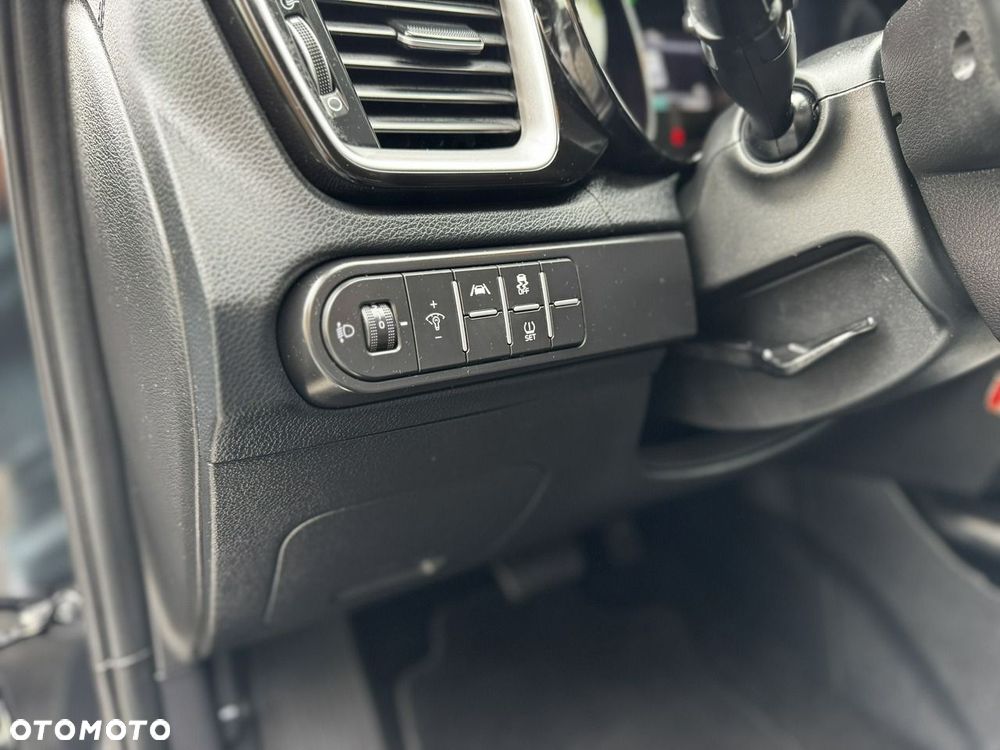 Kia XCeed 1.6 CRDi (48V Mild-Hybrid) DCT7 PLATINUM - 37