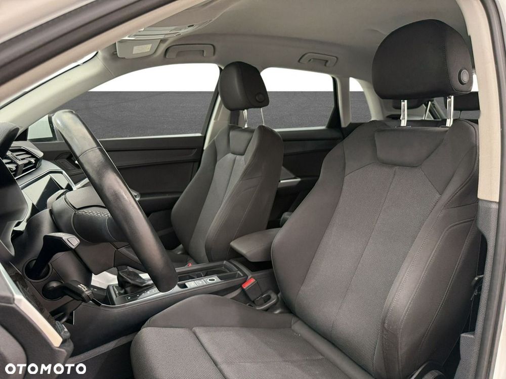 Audi Q3 - 11