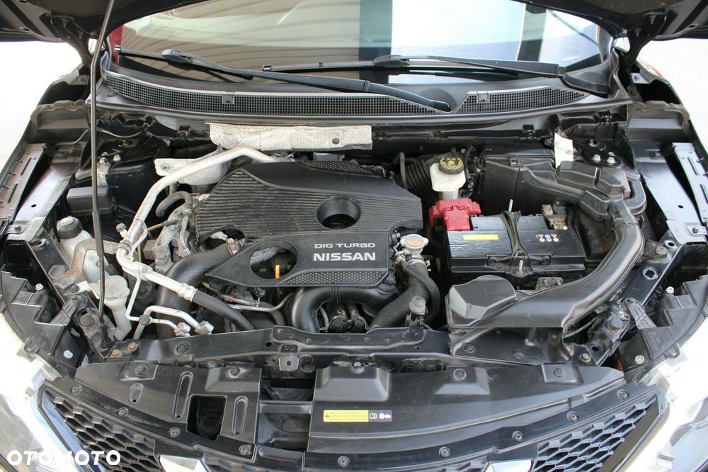 Nissan Qashqai 1.6 DIG-T N-Connecta - 34