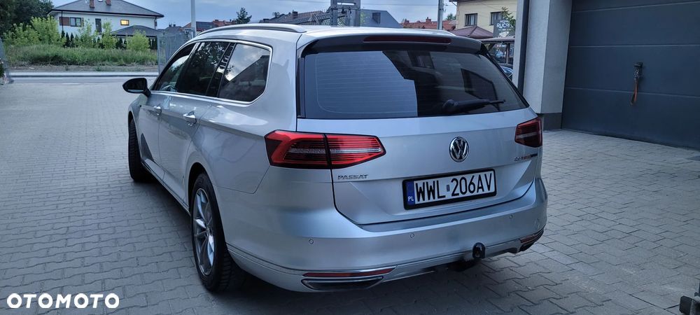 Volkswagen Passat - 16