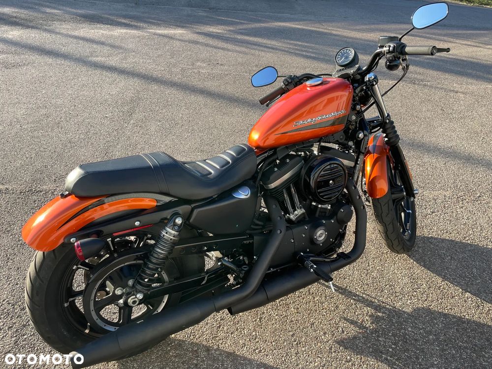 Harley-Davidson Sportster Iron 883 - 14