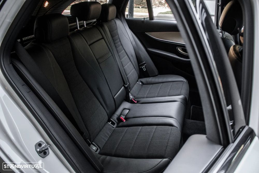 Mercedes-Benz E 300 de Avantgarde 4Matic - 34