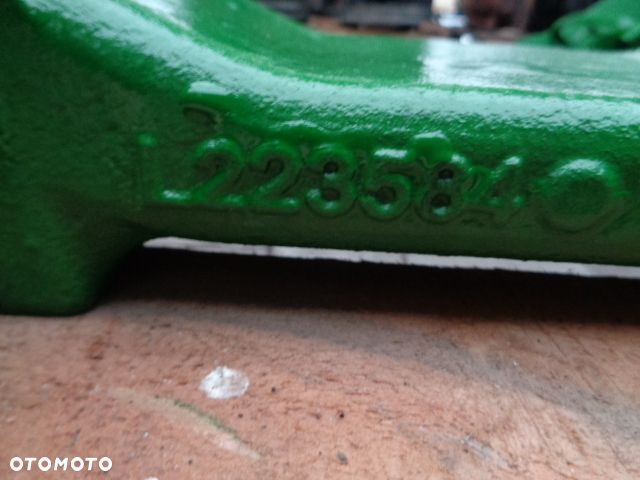 Belka poprzeczna John Deere 6250R - 2