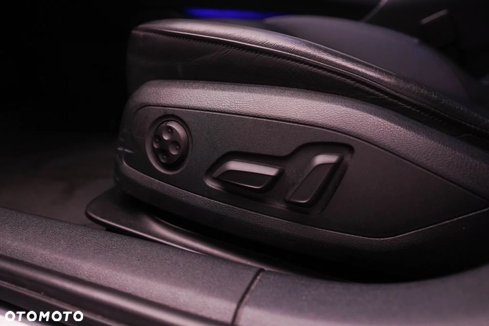 Audi A4 Limousine - 26