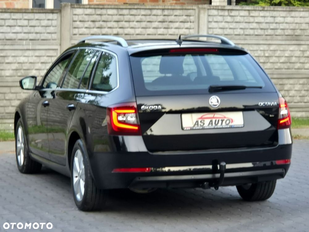 Skoda Octavia 2.0 TDI DSG Style - 3