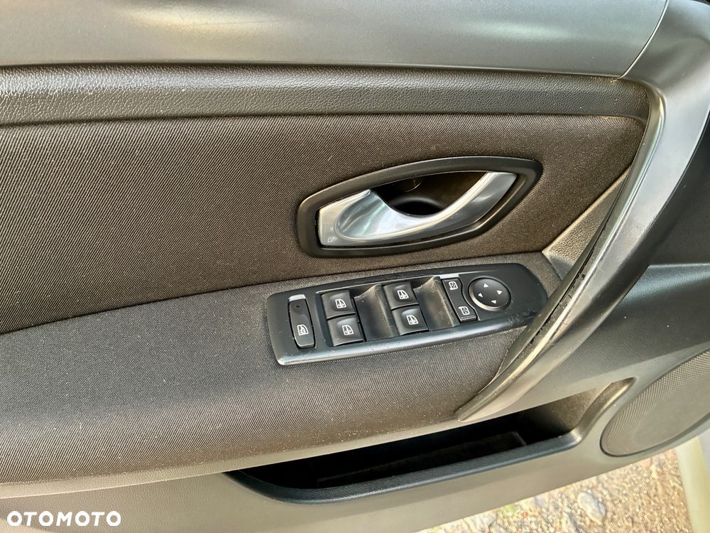 Renault Laguna 2.0 DCi Dynamique - 33