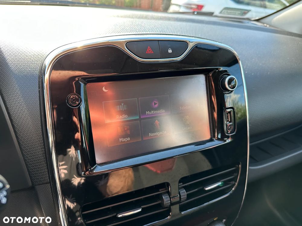 Renault Clio - 12