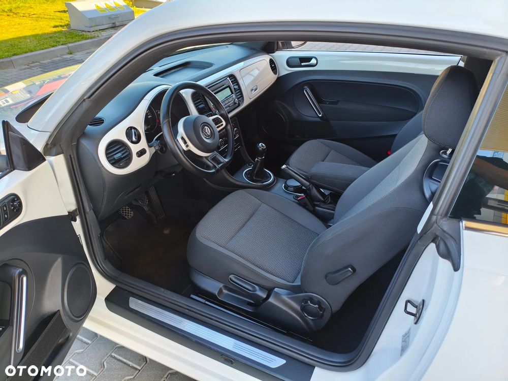 Volkswagen Beetle 1.4 TSI Exclusive Sport - 27