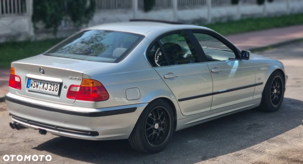 BMW Seria 3 320i - 4