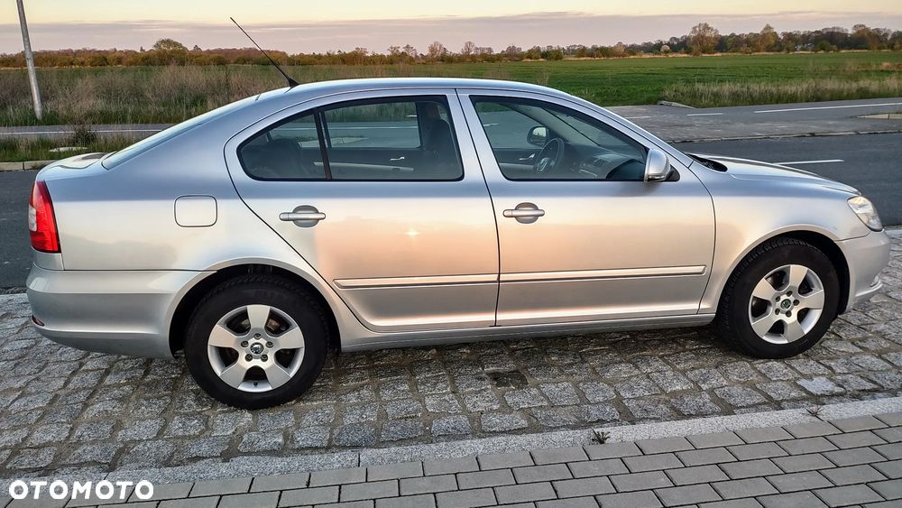 Skoda Octavia 1.4 Ambiente - 8