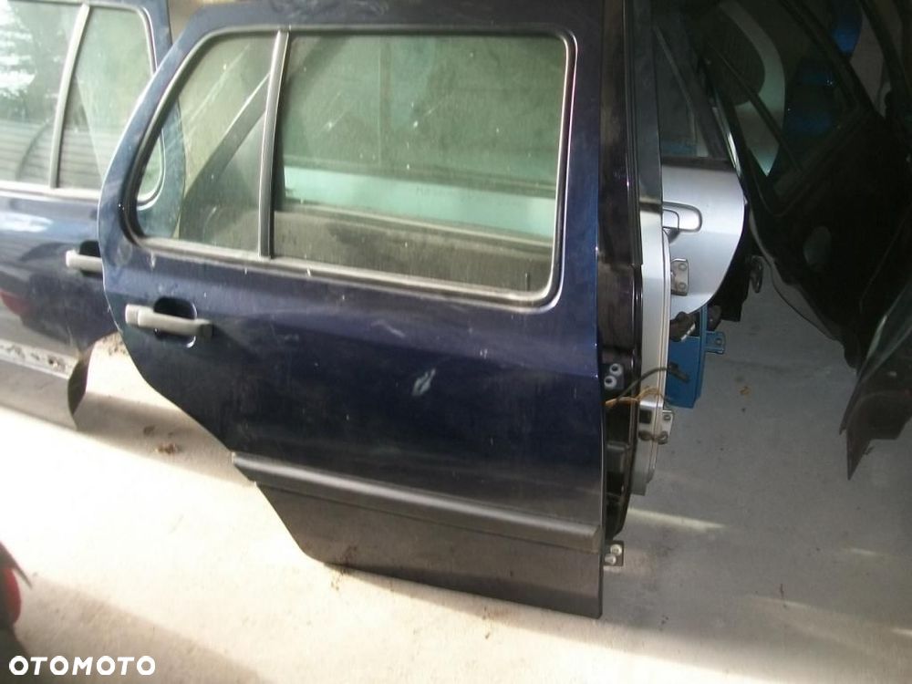 Drzwi tylne prawe i lewe VW Golf III - 1