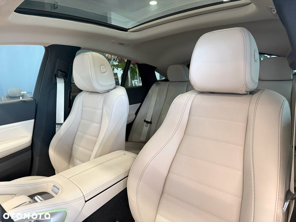 Mercedes-Benz GLE - 19