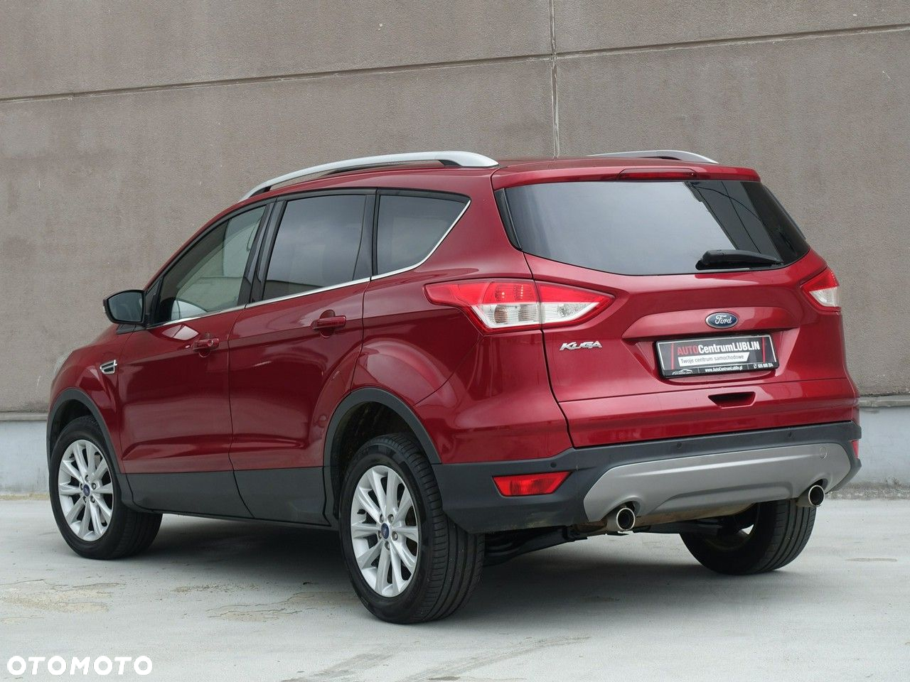 Ford Kuga 2.0 TDCi 2x4 Titanium - 9