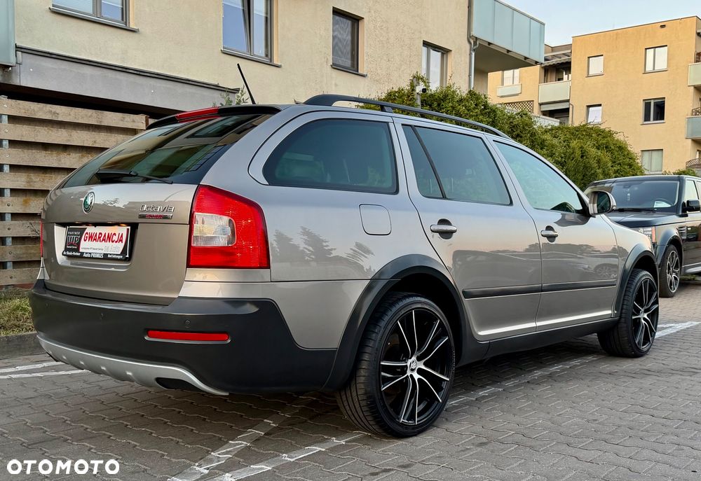 Skoda Octavia 2.0 TDI DPF 4x4 Scout - 18