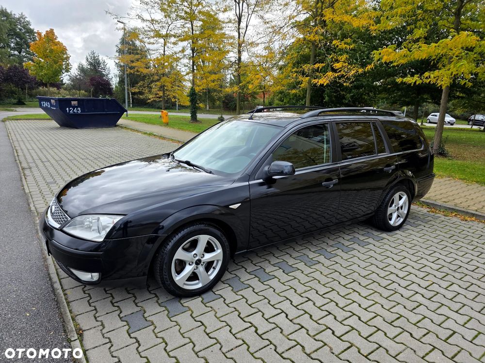 Ford Mondeo 1.8 Ambiente - 11
