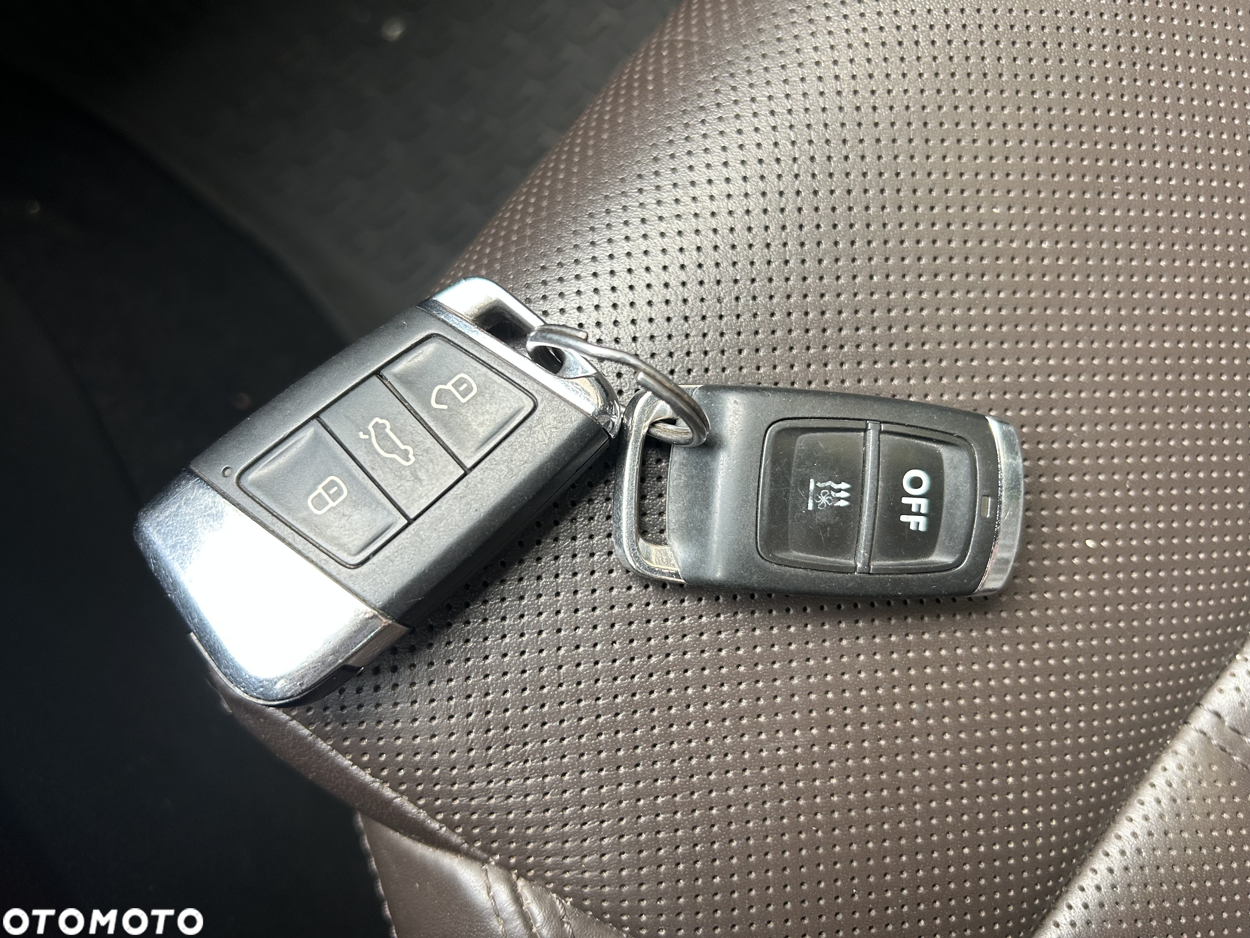 Skoda Superb 2.0 TSI 4x4 L&K DSG - 35