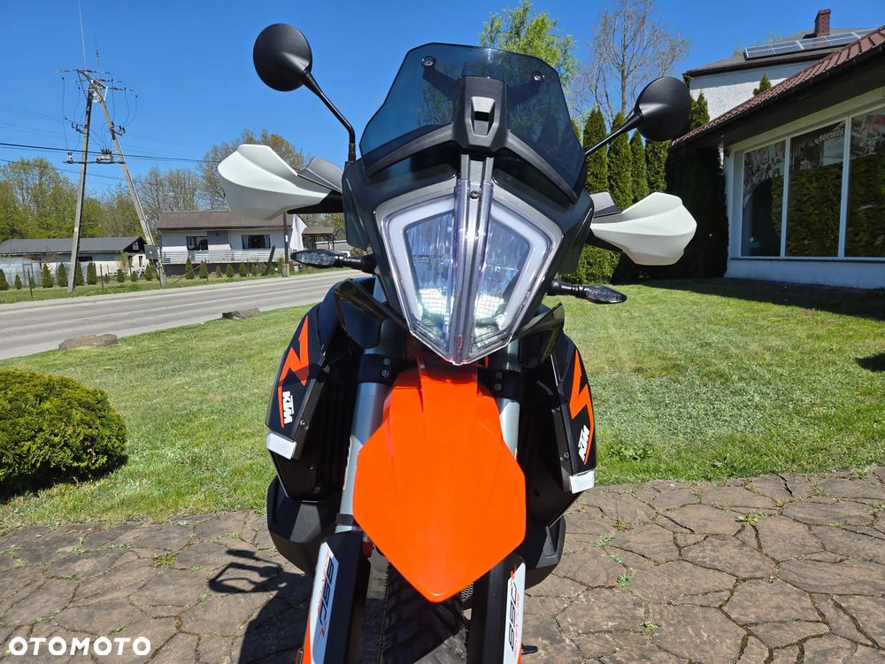 KTM Adventure - 8