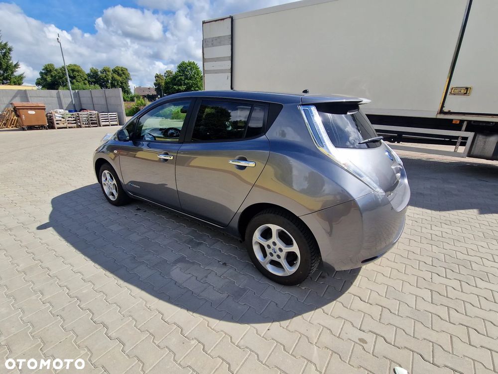 Nissan Leaf 24 kWh (mit Batterie) Tekna - 6