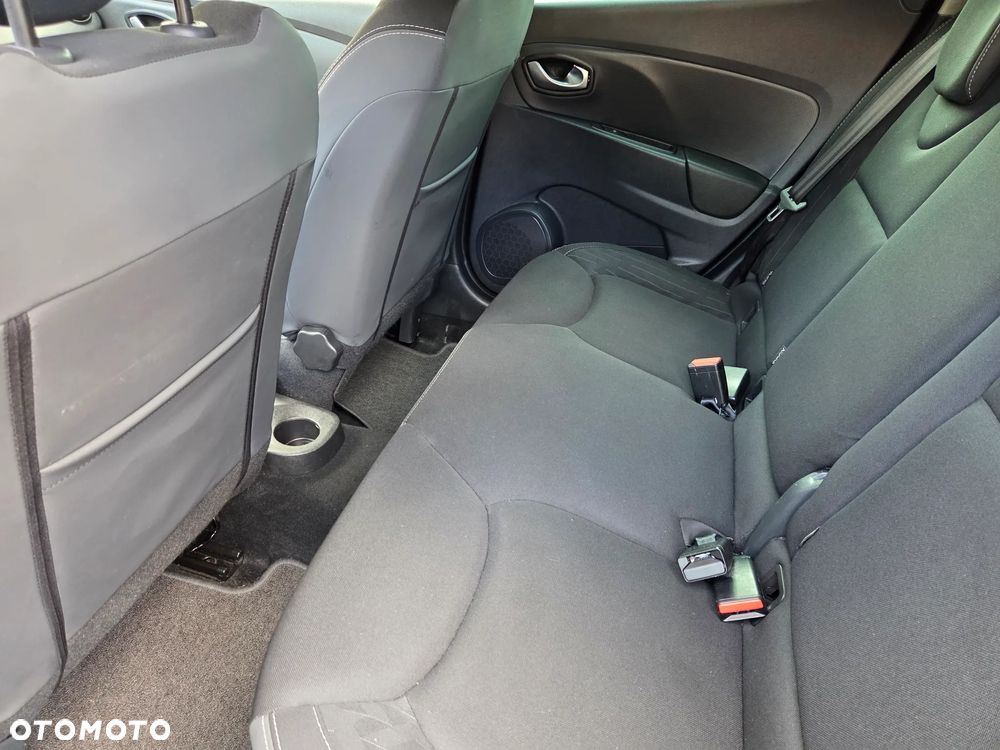 Renault Clio TCe 90 Limited - 17