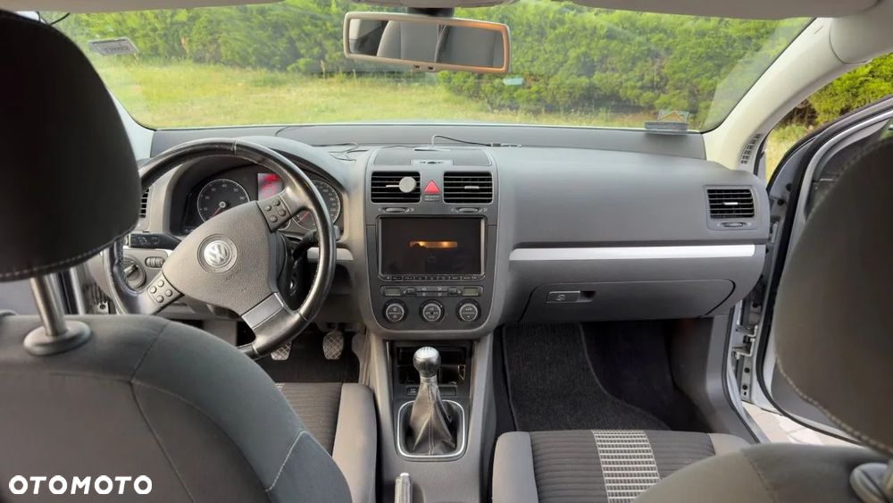 Volkswagen Golf 1.6 United - 10