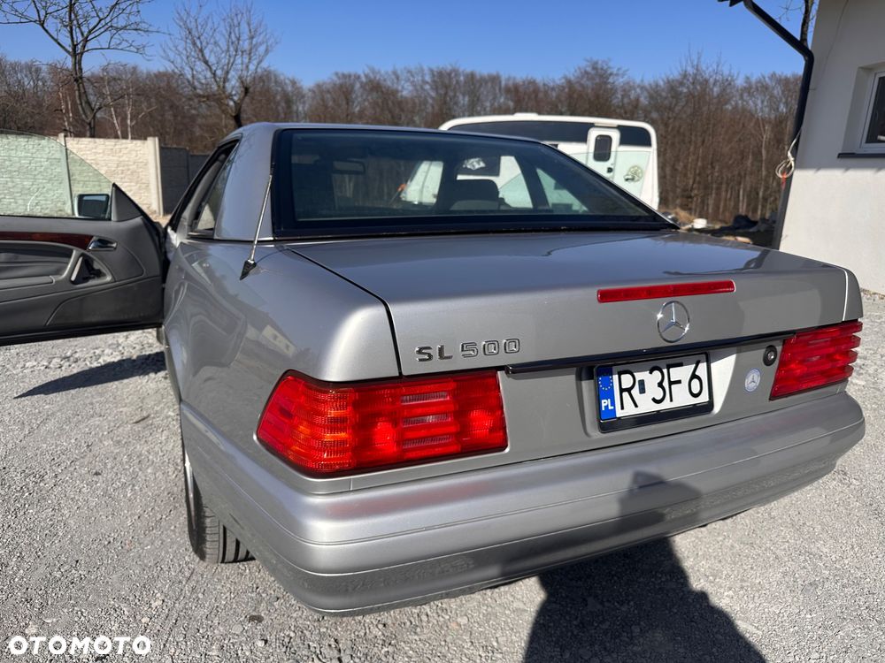 Mercedes-Benz SL - 12