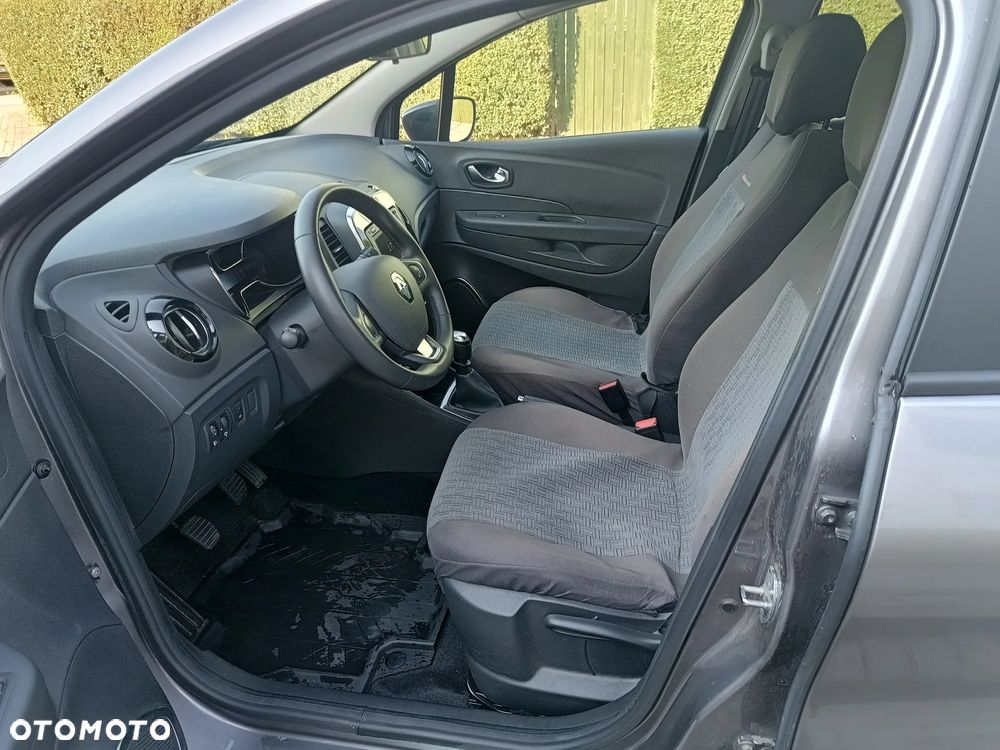 Renault Captur - 17
