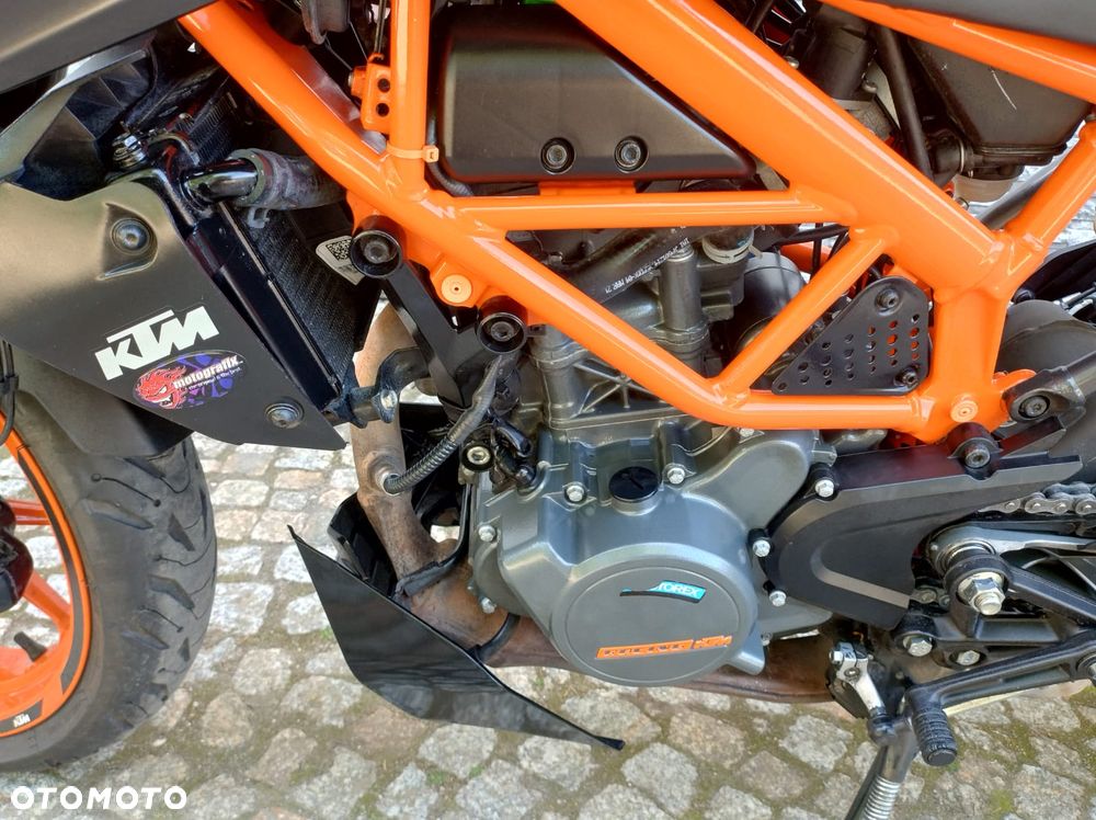 KTM Duke 125 - 37