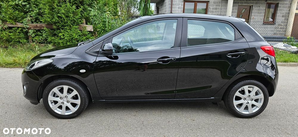 Mazda 2 - 6