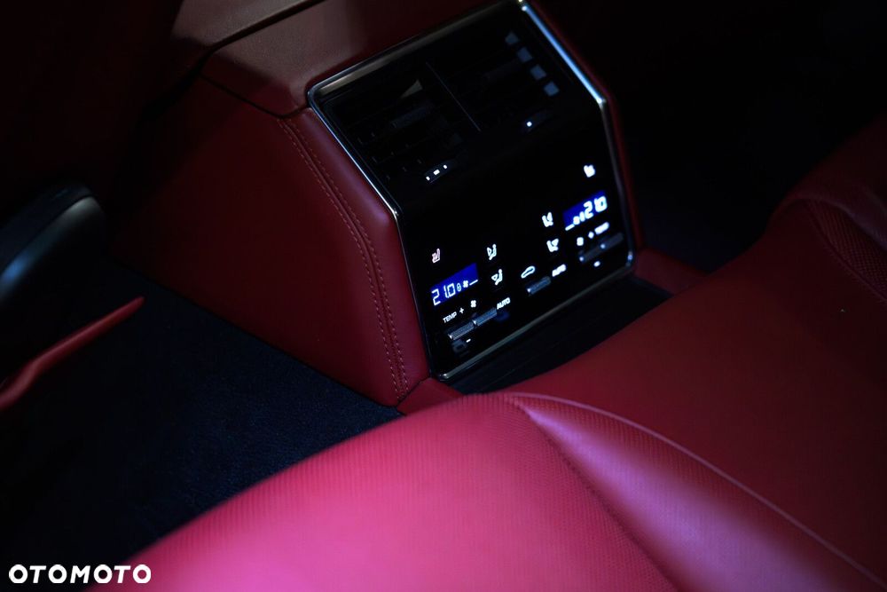 Porsche Panamera - 17