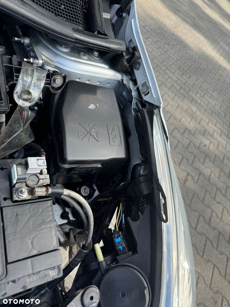 Renault Clio - 17