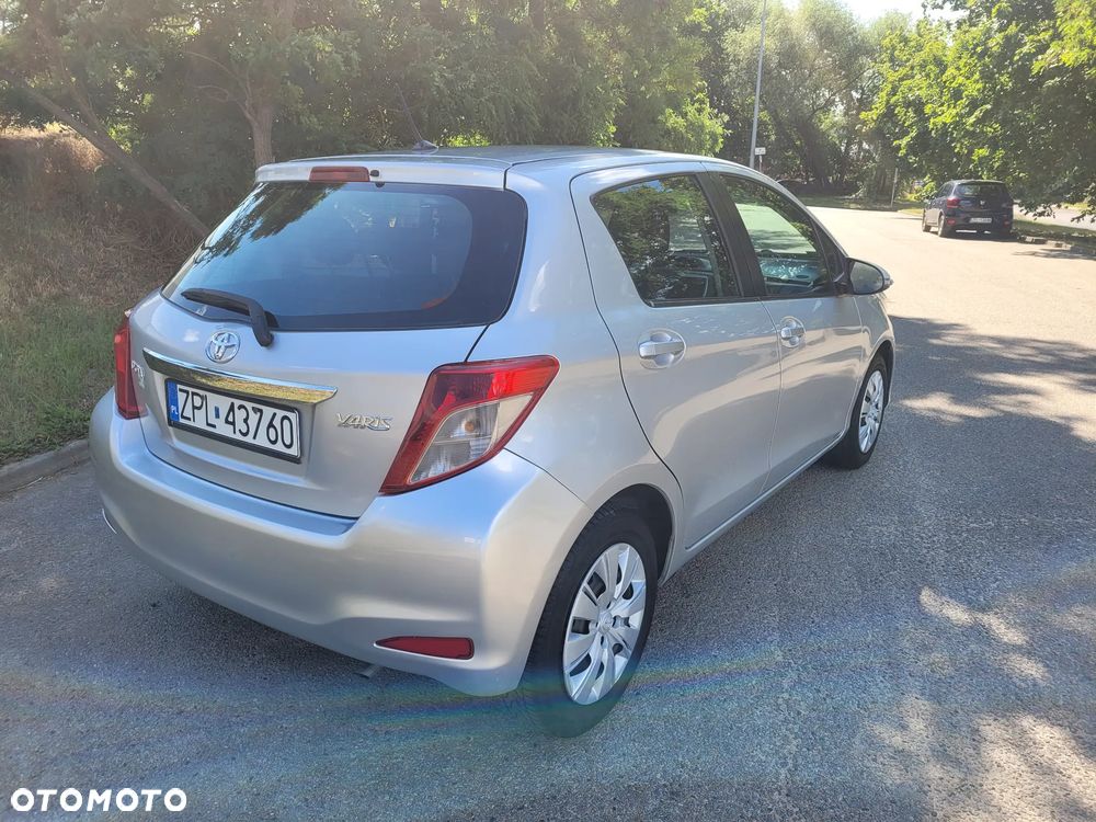 Toyota Yaris 1.0 Sol - 6
