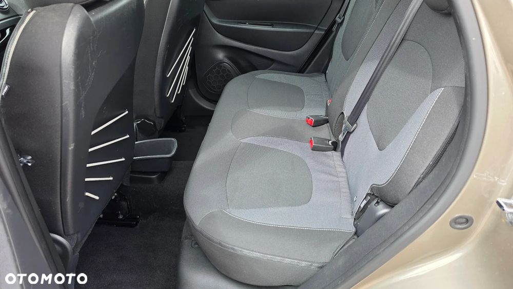 Renault Captur 1.2 TCe Zen EDC - 12