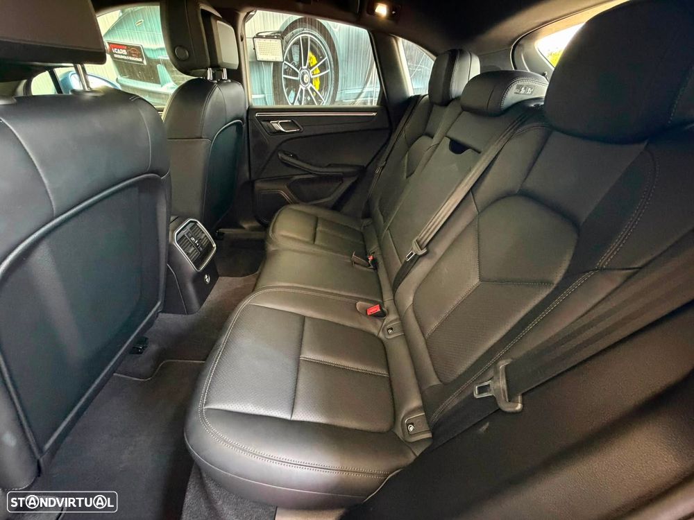 Porsche Macan 2.0T — fotografia 35