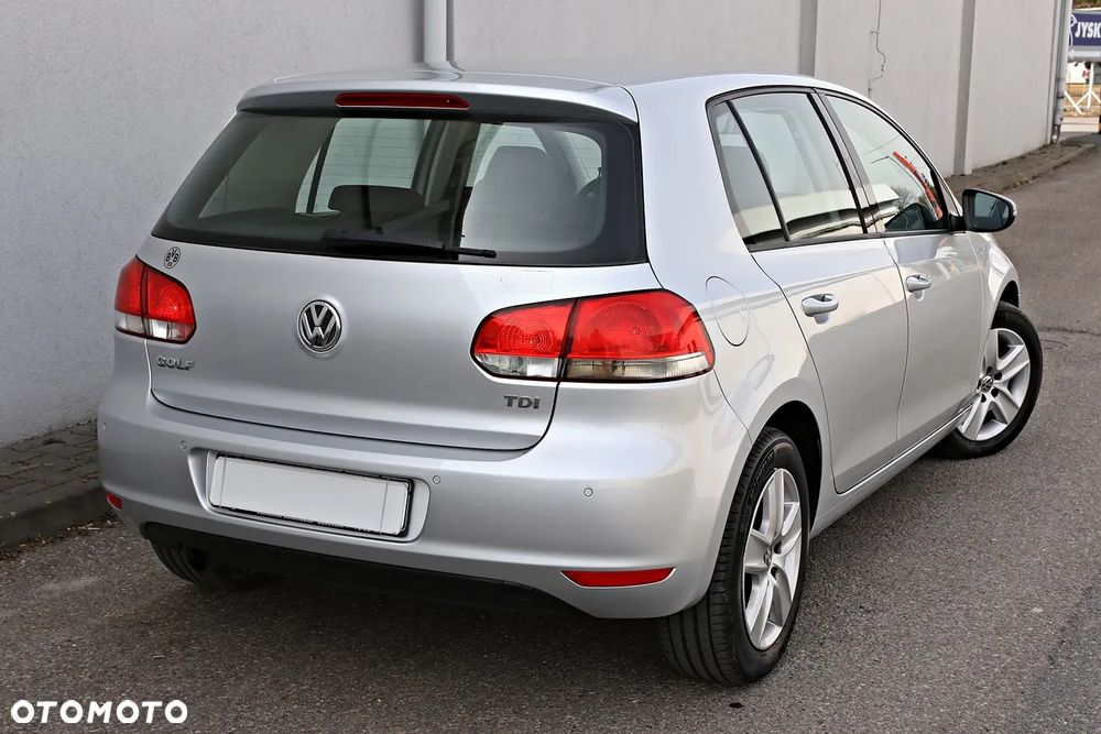 Volkswagen Golf 1.6 TDI DPF BlueMotion Technology Team - 22