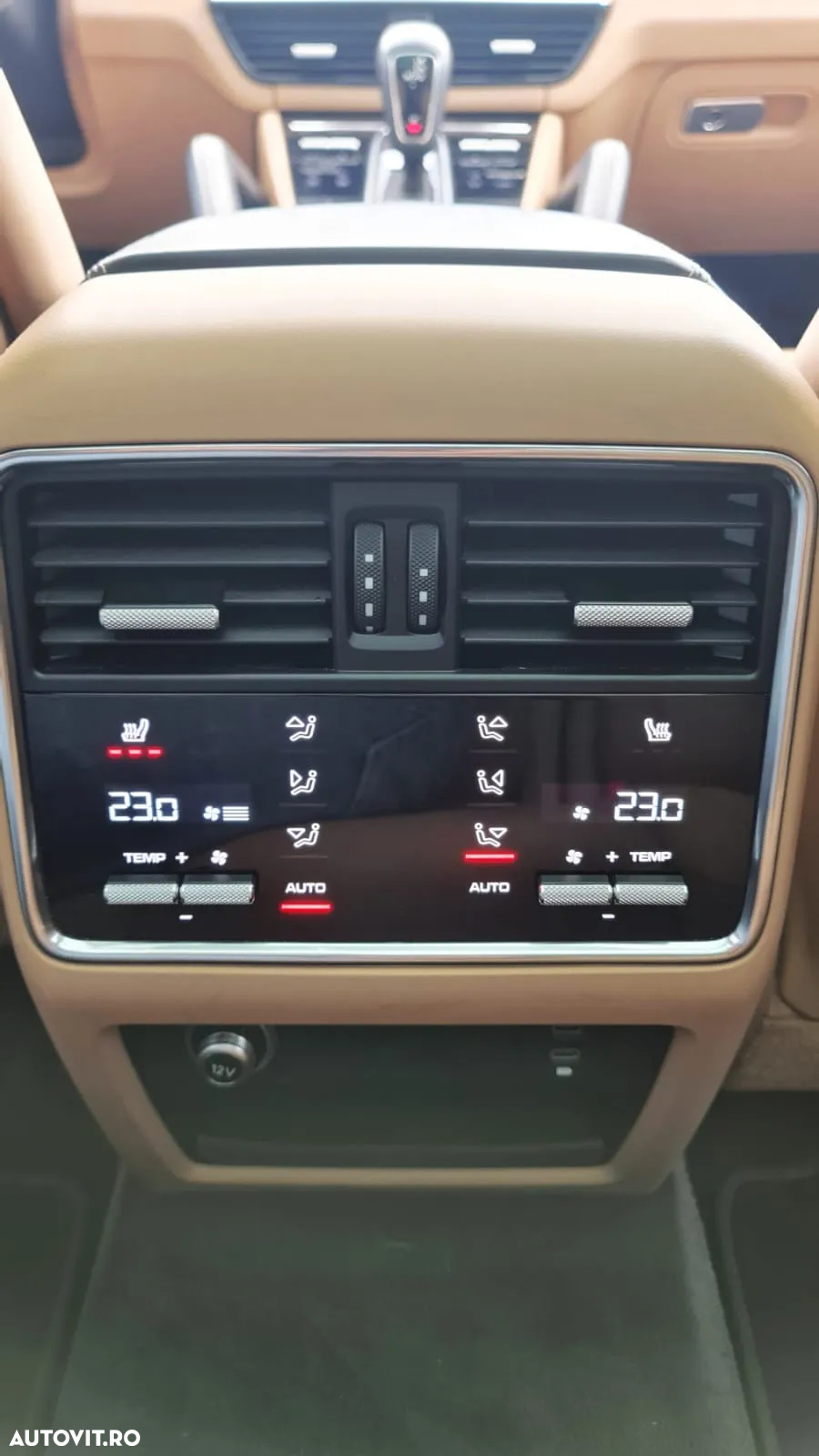 Porsche Cayenne GTS Tiptronic S - 23