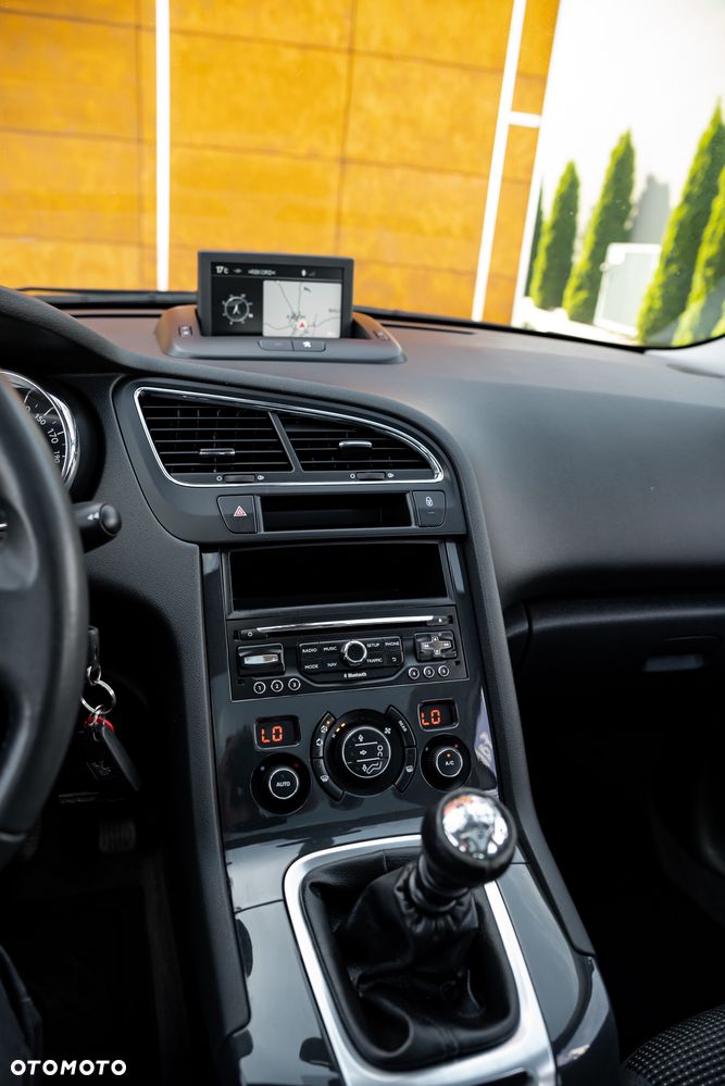 Peugeot 5008 2.0 BlueHDi Allure 7os - 38