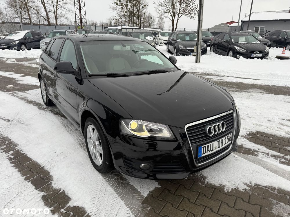 Audi A3 Sportback 1.6 TDI DPF S line Sportpaket - 15