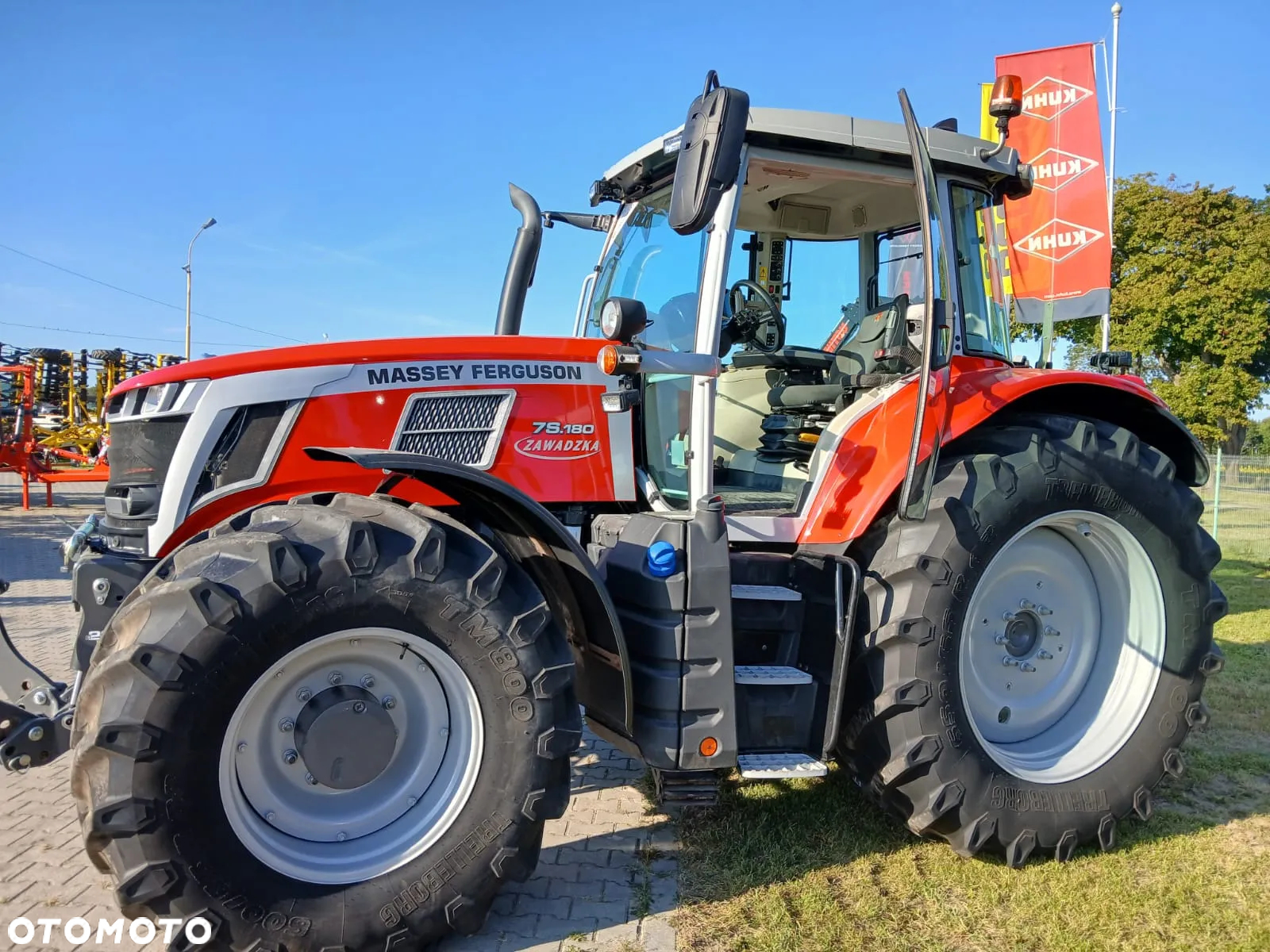 Massey Ferguson 7S.180 - 4