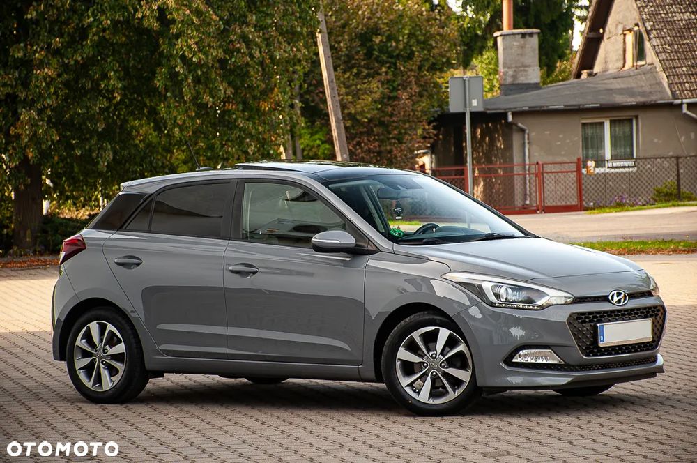 Hyundai i20 blue 1.2 Advantage+ - 17