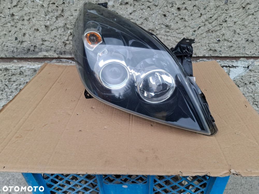 LAMPA PRZEDNIA PRAWA OPEL VECTRA C LIFT 05/08r - 5