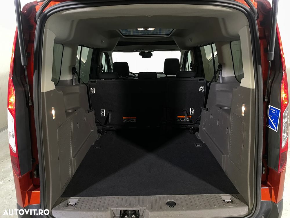 Ford Tourneo Connect Grand 1.5 EcoBlue Start/Stop Active - 14