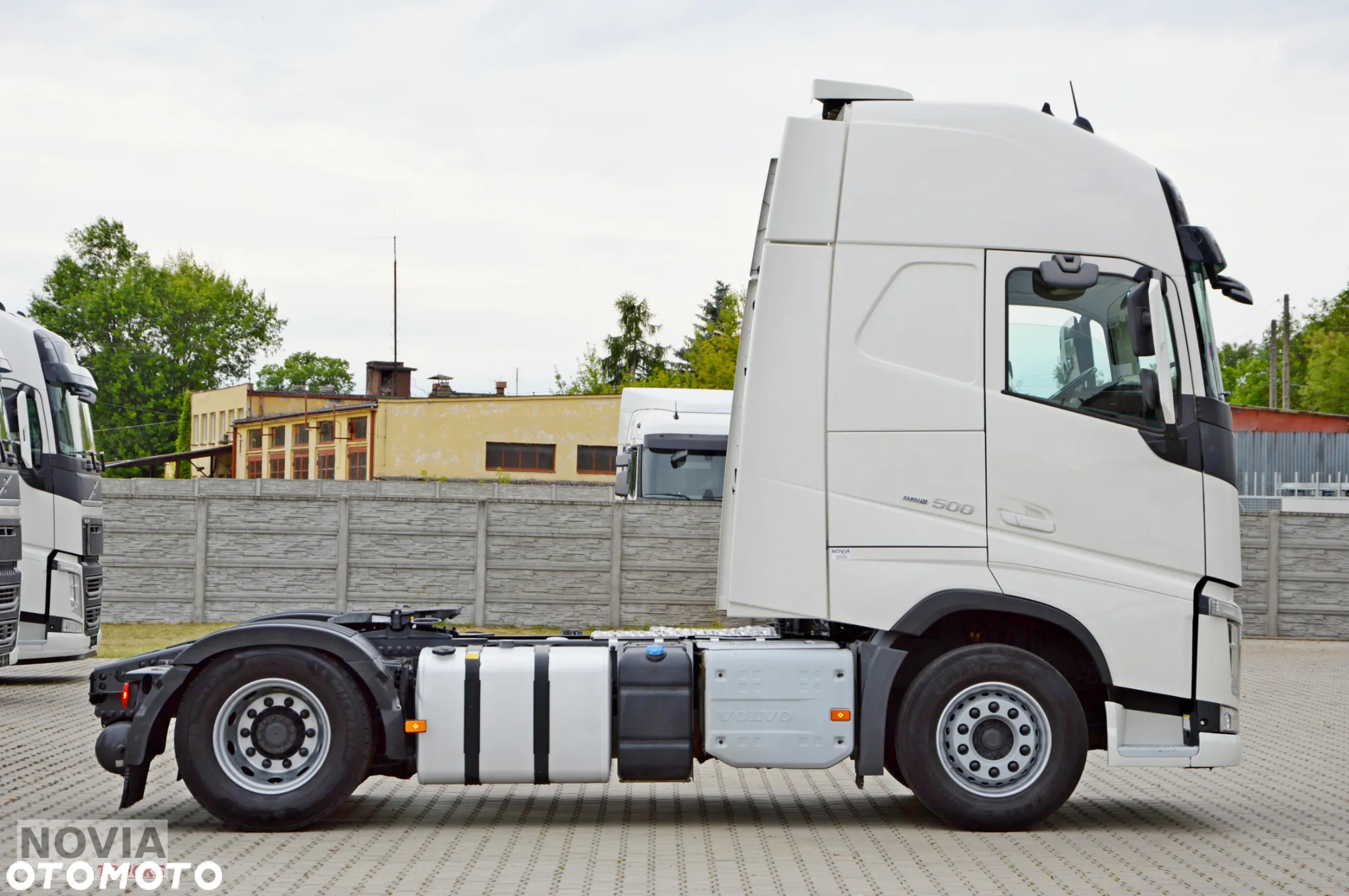 Volvo FH 500 | NIE I-SAVE | GLOB XL | KLIMA POSTOJOWA | ZŁOTY KONTRAKT SERWISOWY | 2 ZBIORNIKI - 6