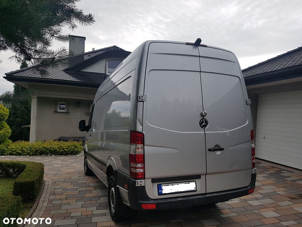 Mercedes-Benz Sprinter - 7