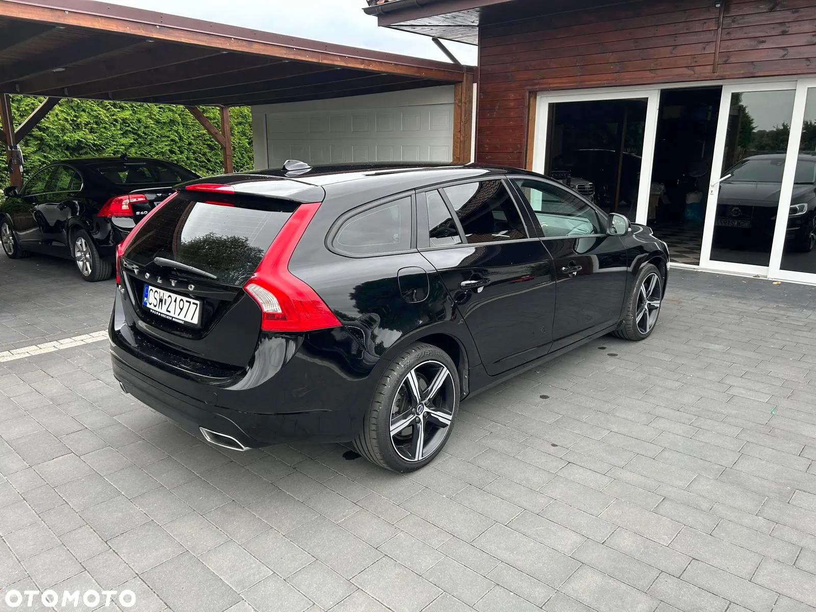 Volvo V60 D4 AWD Drive-E Kinetic - 3