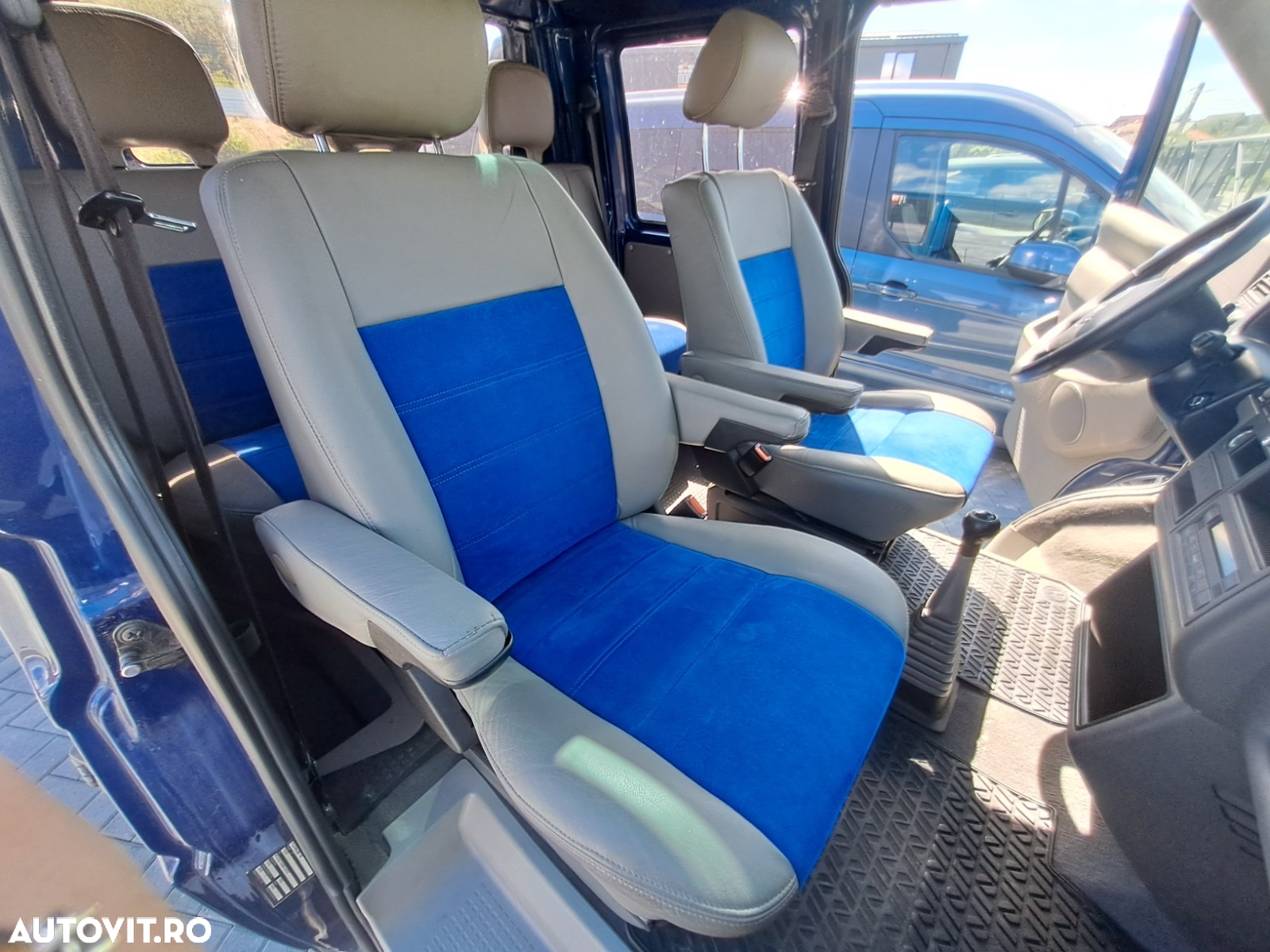 Volkswagen Transporter - 14