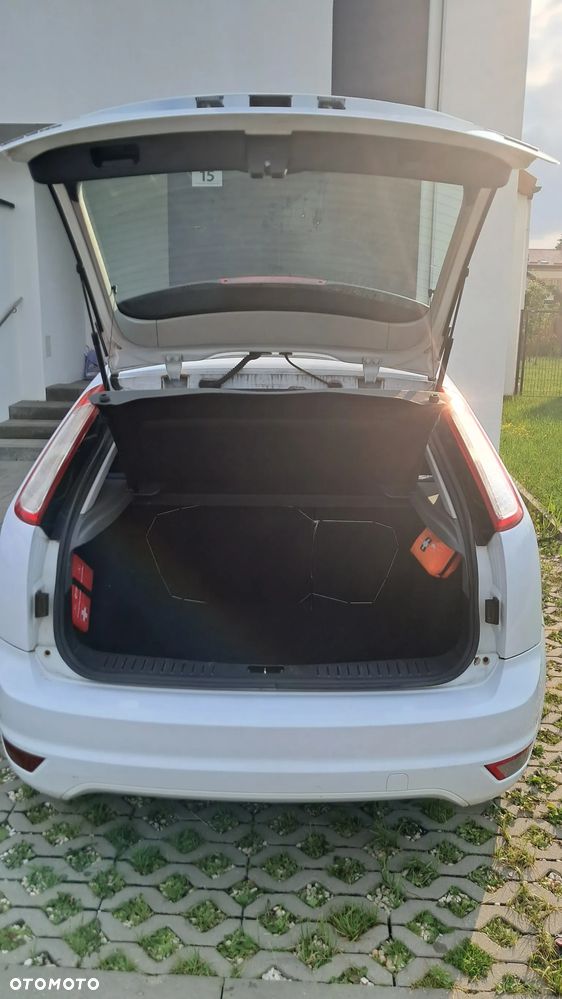 Ford Focus 1.6 TDCi Trend - 17