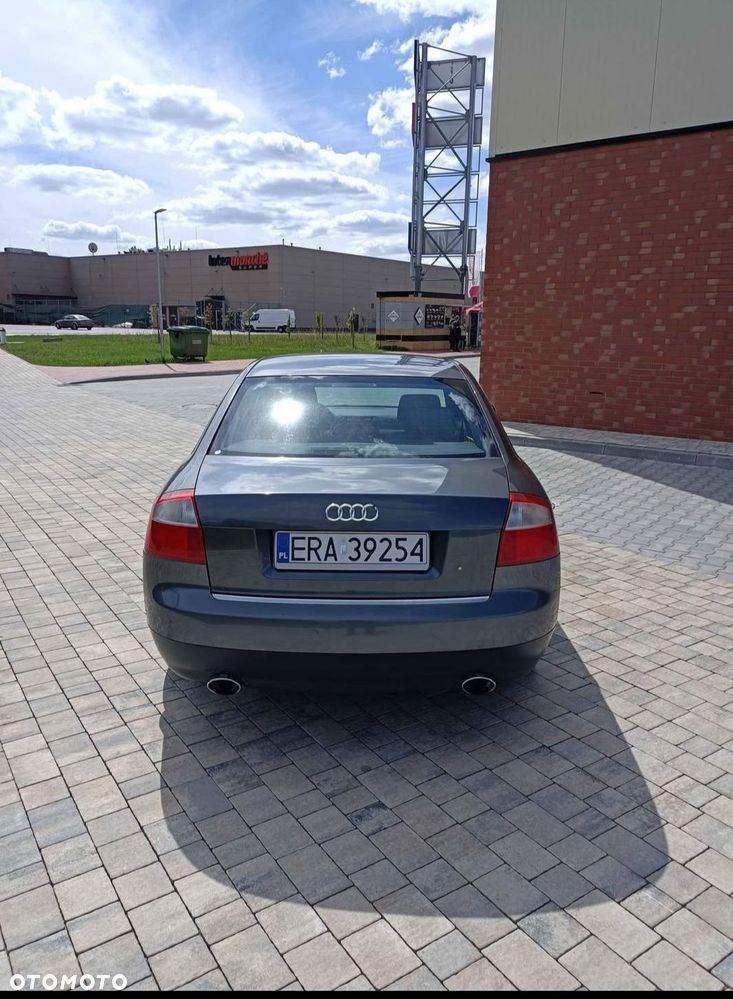 Audi A4 Limousine 2 - 7